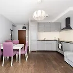 Appartement Lubicz Urban Haven *