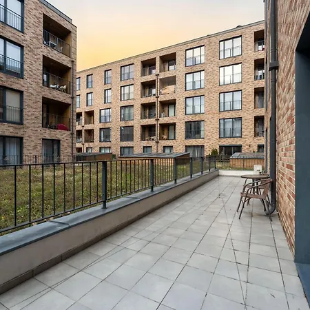 Apartamento Lubicz Urban Haven Cracovia